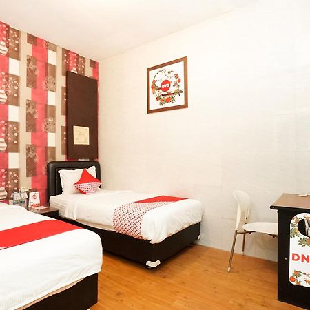 Oyo 425 Mojokerto Guesthouse 외부 사진