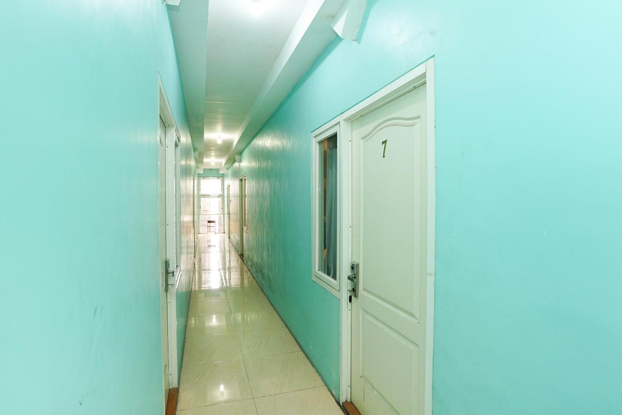 Oyo 425 Mojokerto Guesthouse 외부 사진