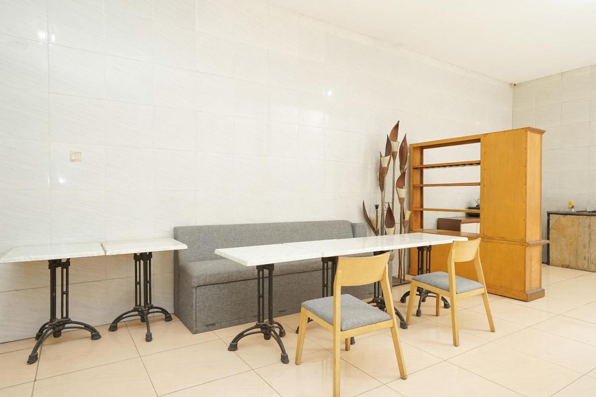 Oyo 425 Mojokerto Guesthouse 외부 사진